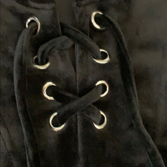 Black velvet tunic - Picture 3 of 7